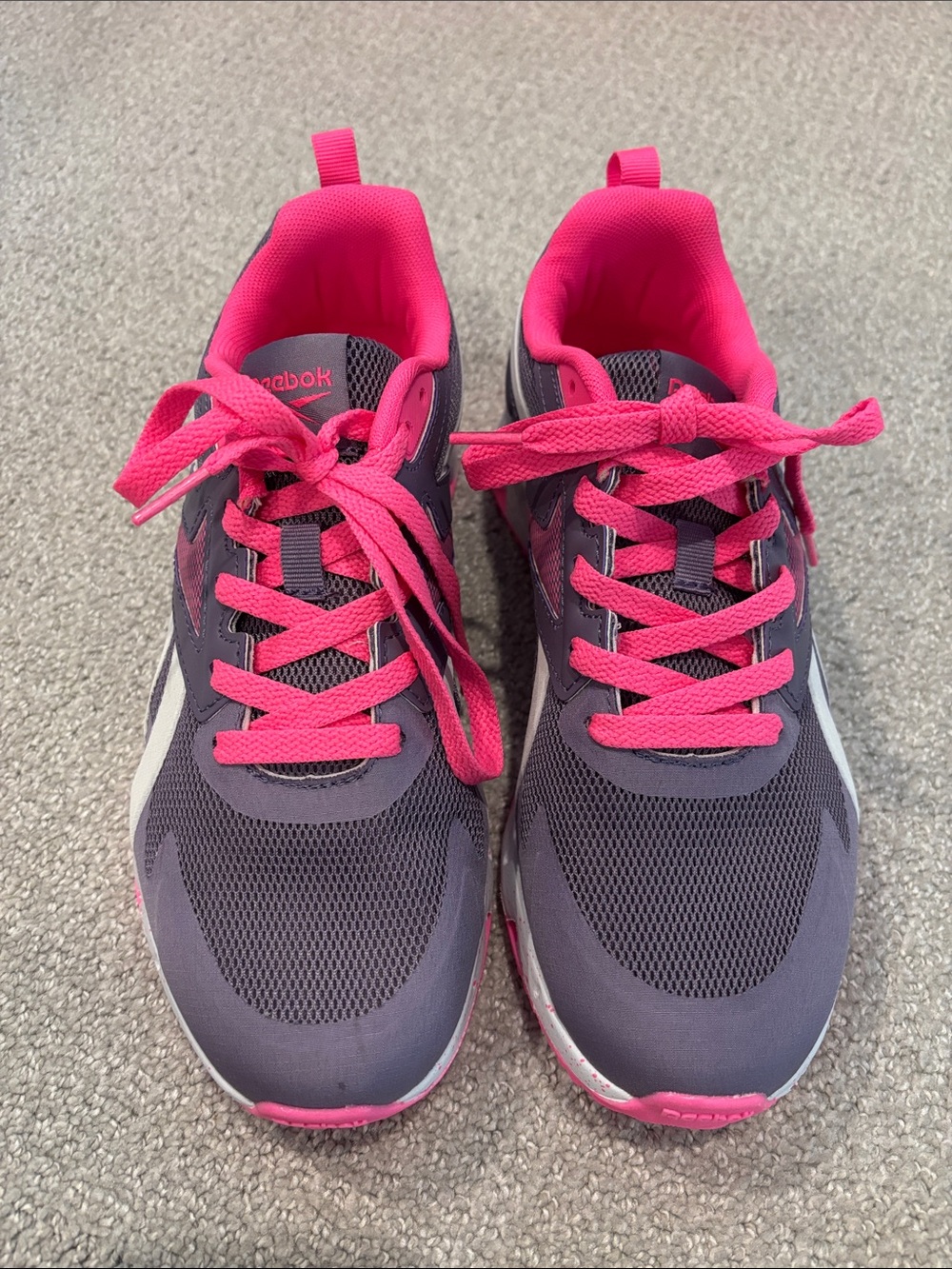 NWOT Reebok Women's Gray and Pink Mesh Athletic Sneakers